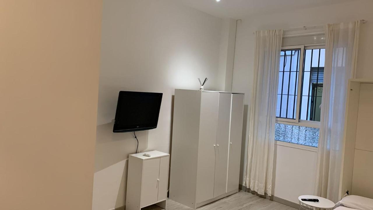 Estupendo Estudio Al Lado De Plaza La Merced Málaga Exteriör bild