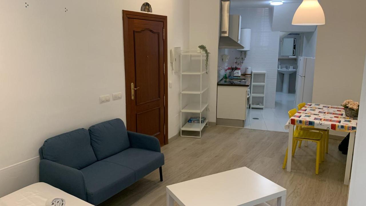Estupendo Estudio Al Lado De Plaza La Merced Málaga Exteriör bild