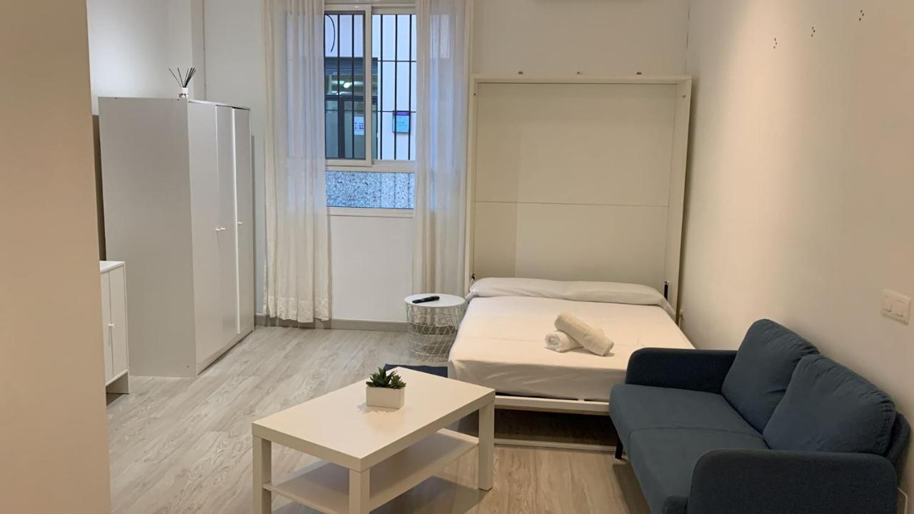 Estupendo Estudio Al Lado De Plaza La Merced Málaga Exteriör bild